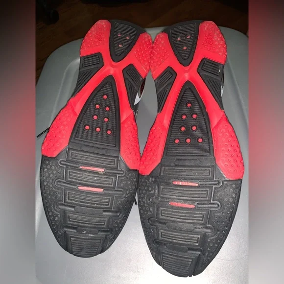 ASICS shoes - Picture 5 of 8